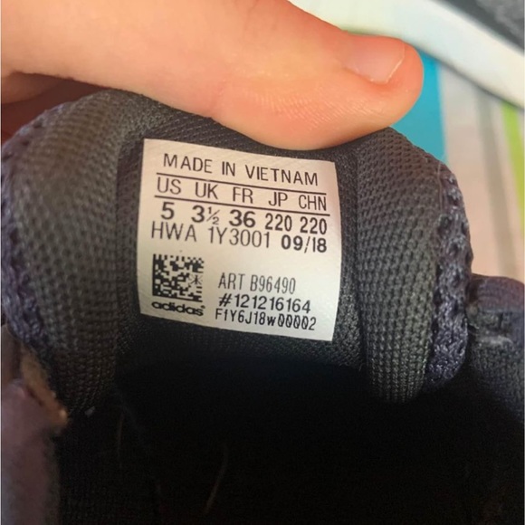 Adidas Shoes - Picture 3 of 3